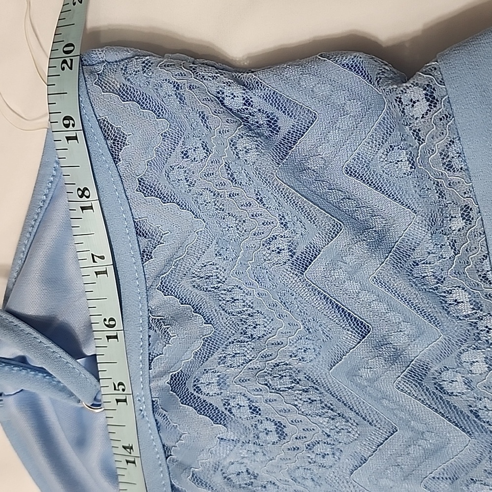 Fashion to figure Lace Fit and flare dress Blue Plus Size 1X NWT - Picture 10 of 16